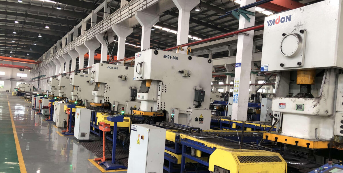 High speed end plate production line
